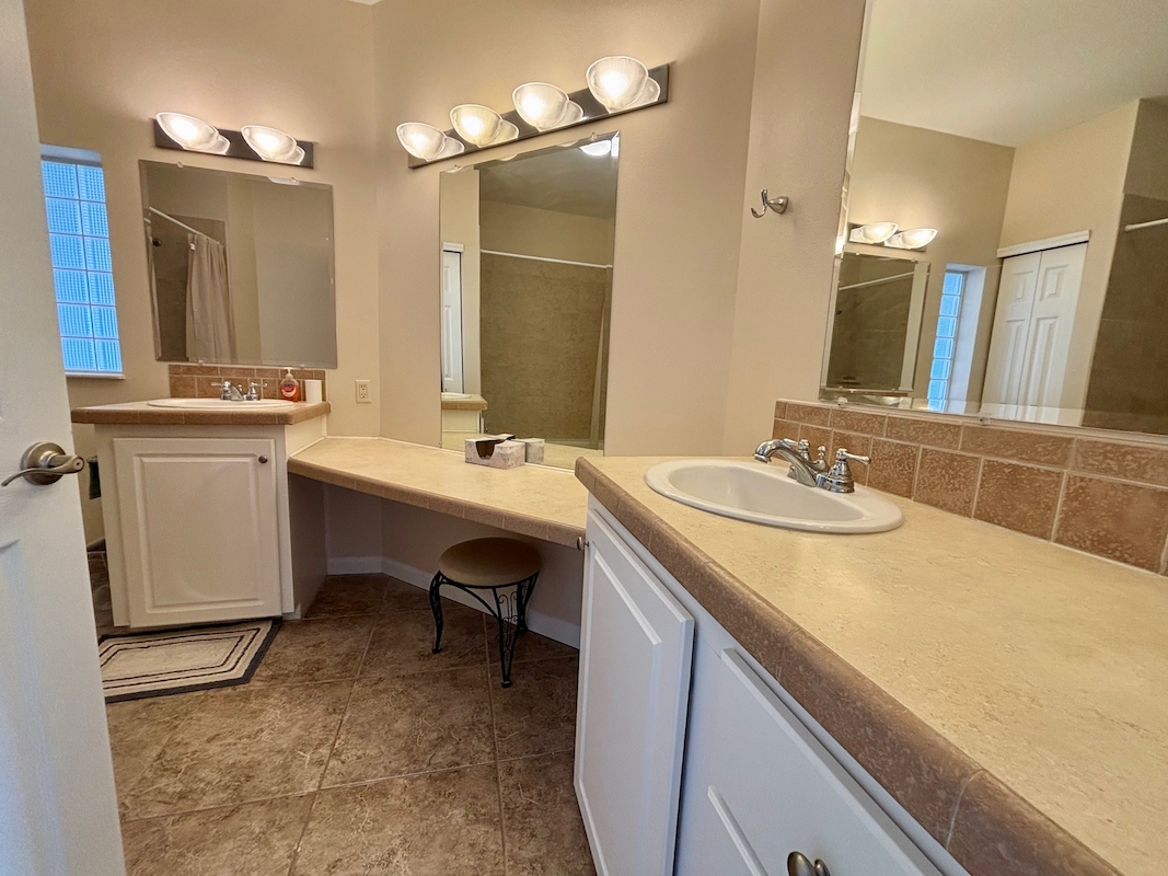 RSC Riverside Club Golf & Marina Community