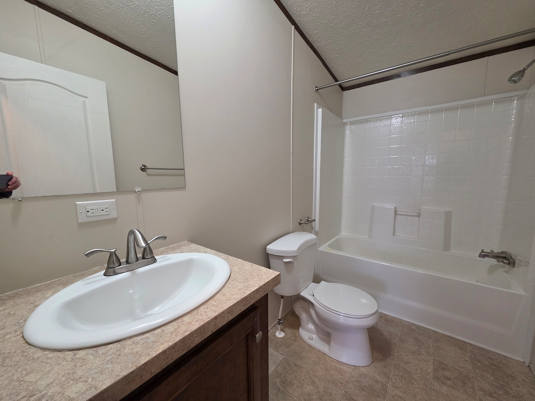 PNV Pineview Estates