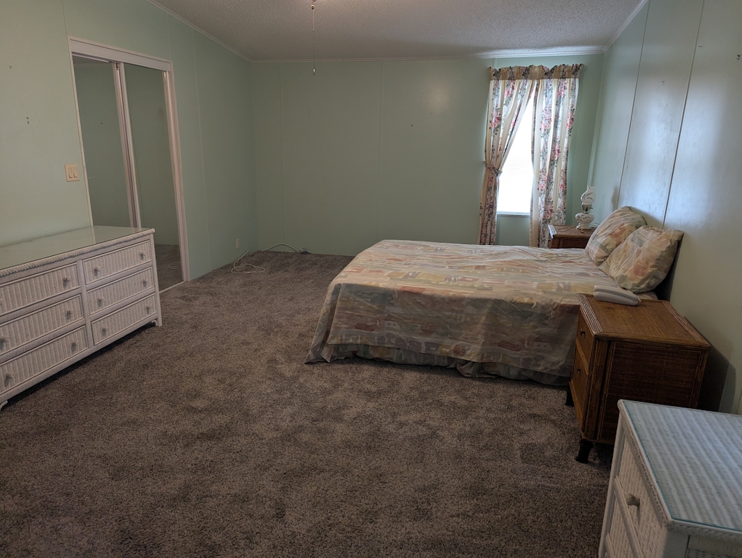 HAT The Hamptons Golf & Country Club