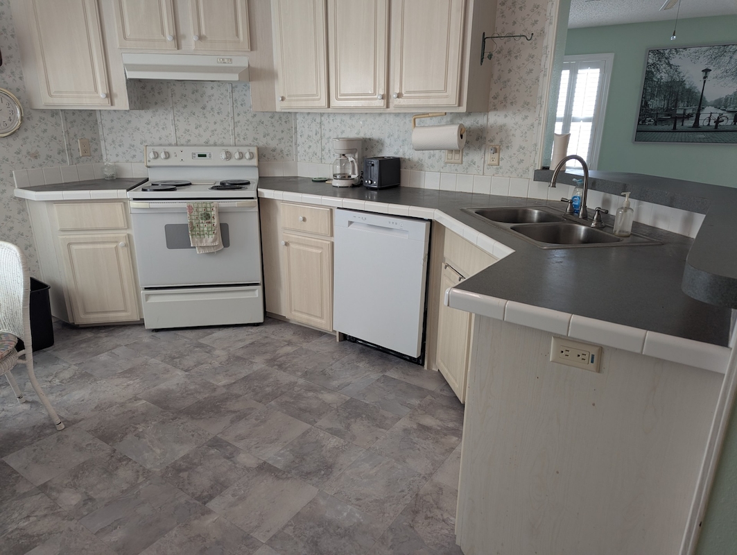 HAT The Hamptons Golf & Country Club