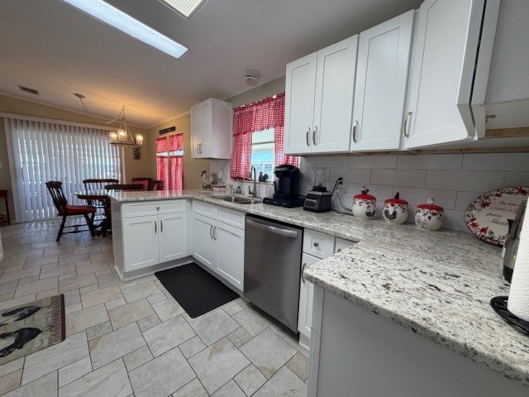 LAK Lake Juliana Landings