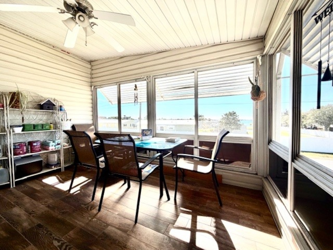 LAK Lake Juliana Landings