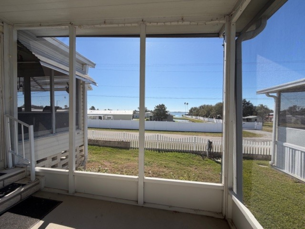 LAK Lake Juliana Landings