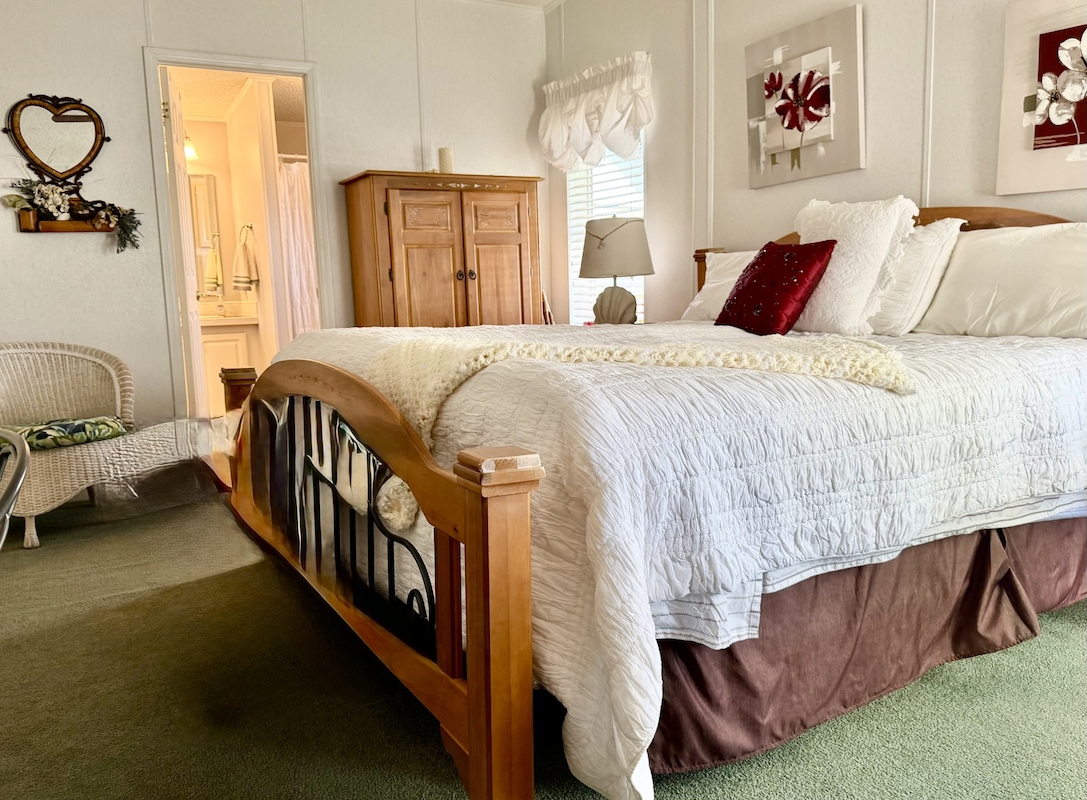 HAT The Hamptons Golf & Country Club