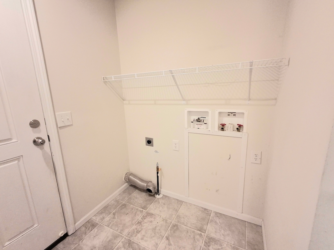 HIC Hickory Hills Village