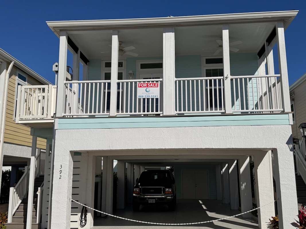 OBJ Ocean Breeze Resort