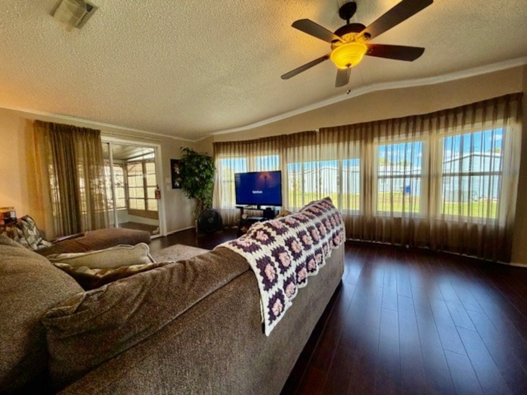 LAK Lake Juliana Landings