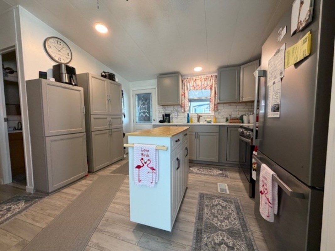 LAK Lake Juliana Landings