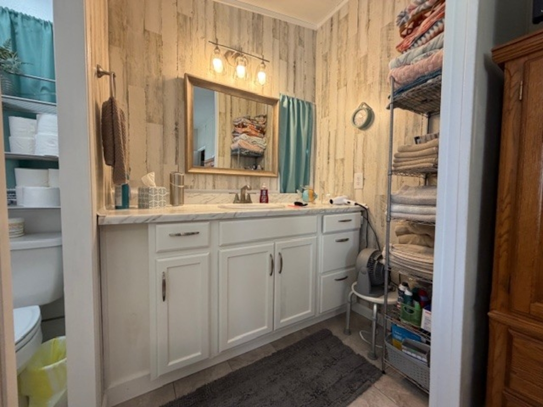 LAK Lake Juliana Landings