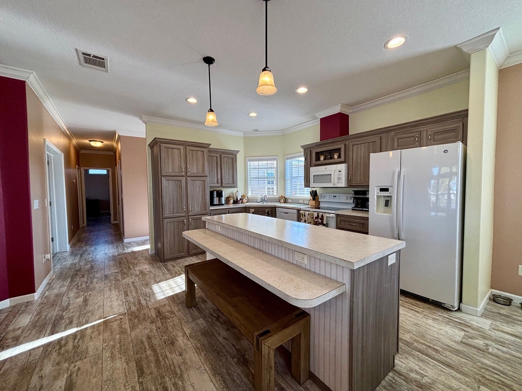 RSC Riverside Club Golf & Marina Community