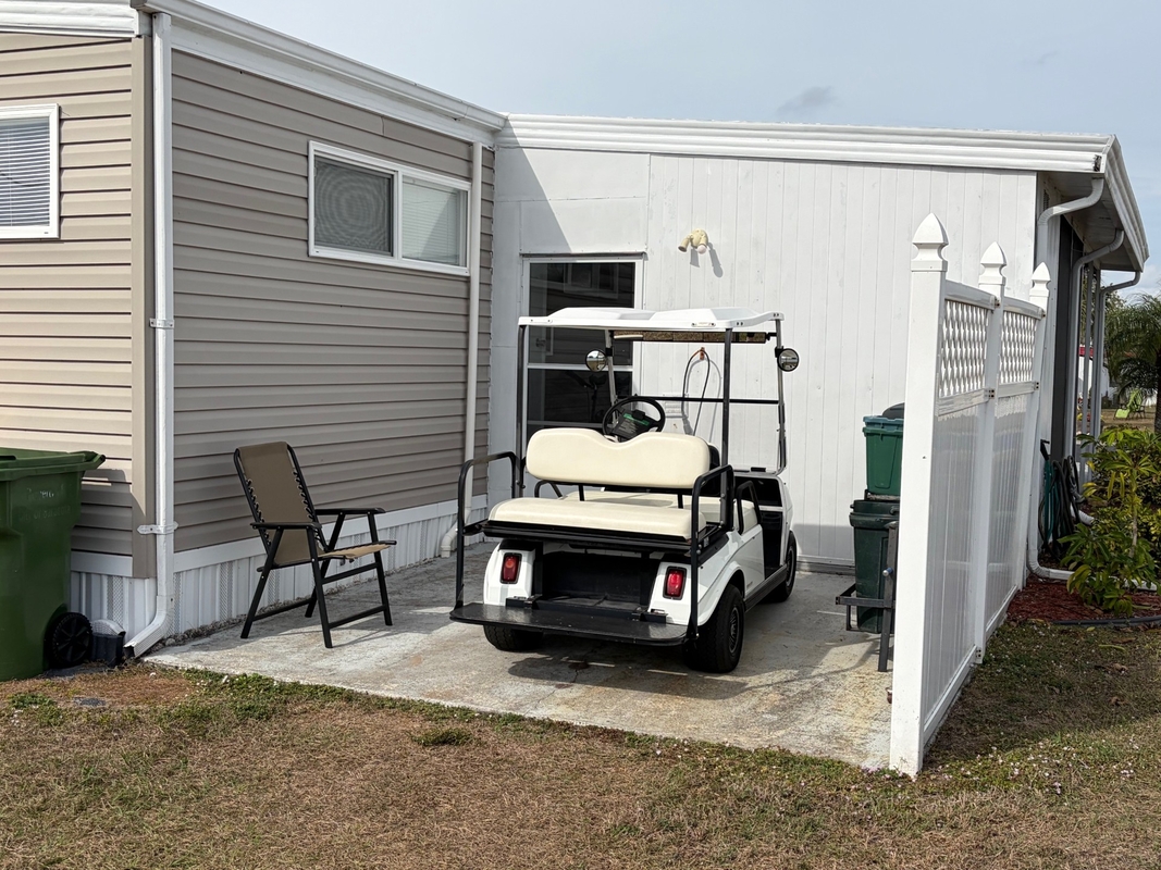 SAR Saralake Estates