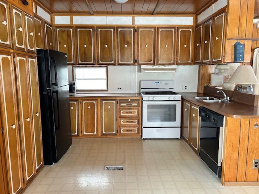 SYL Sylvan Glen Estates