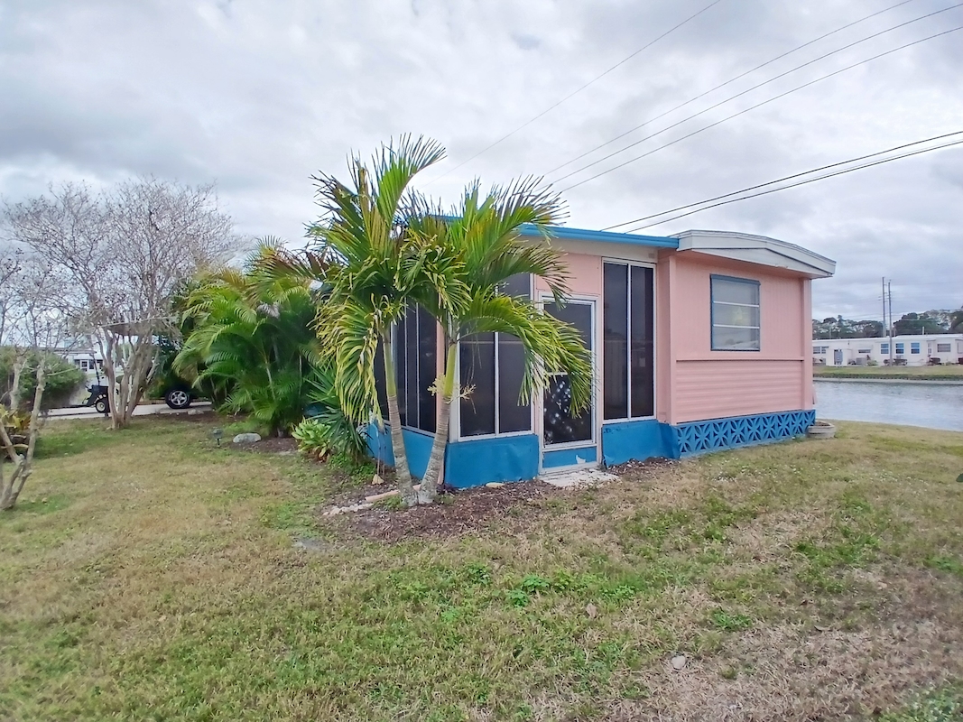 VDL Vista del Lago MH & RV Resort