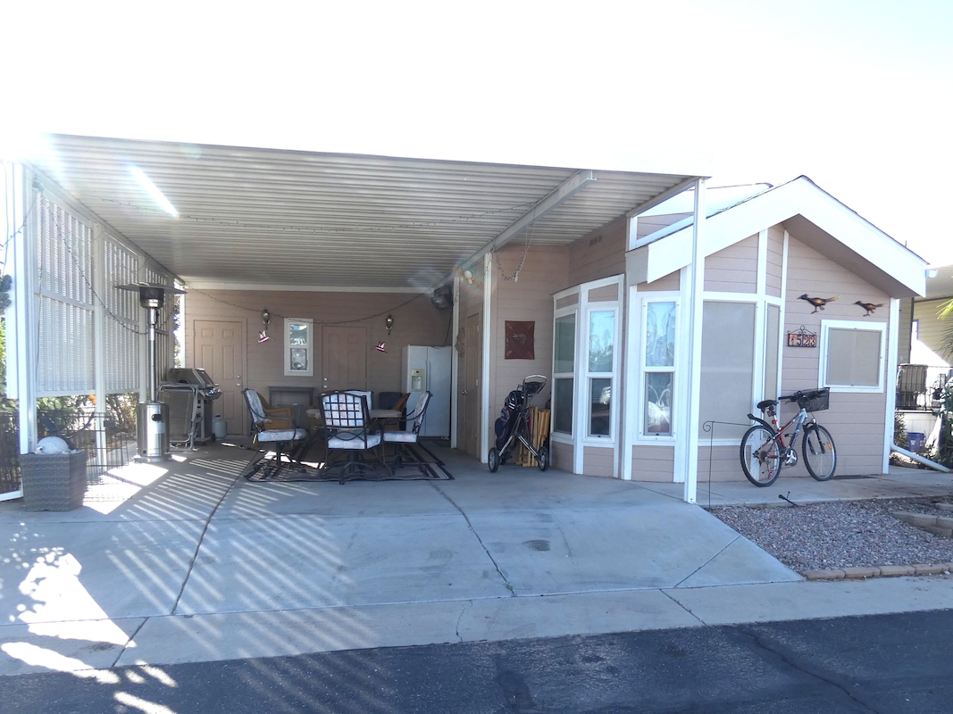 PCK Palm Creek Resort & Residences