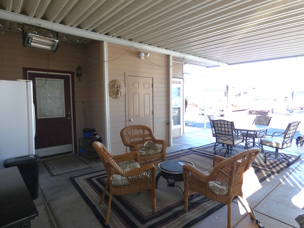 PCK Palm Creek Resort & Residences