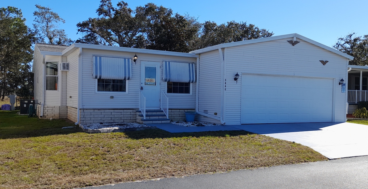 SPS Southport Springs Golf & Country Club