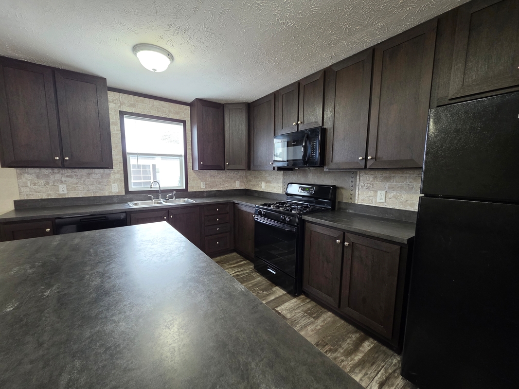 PNV Pineview Estates