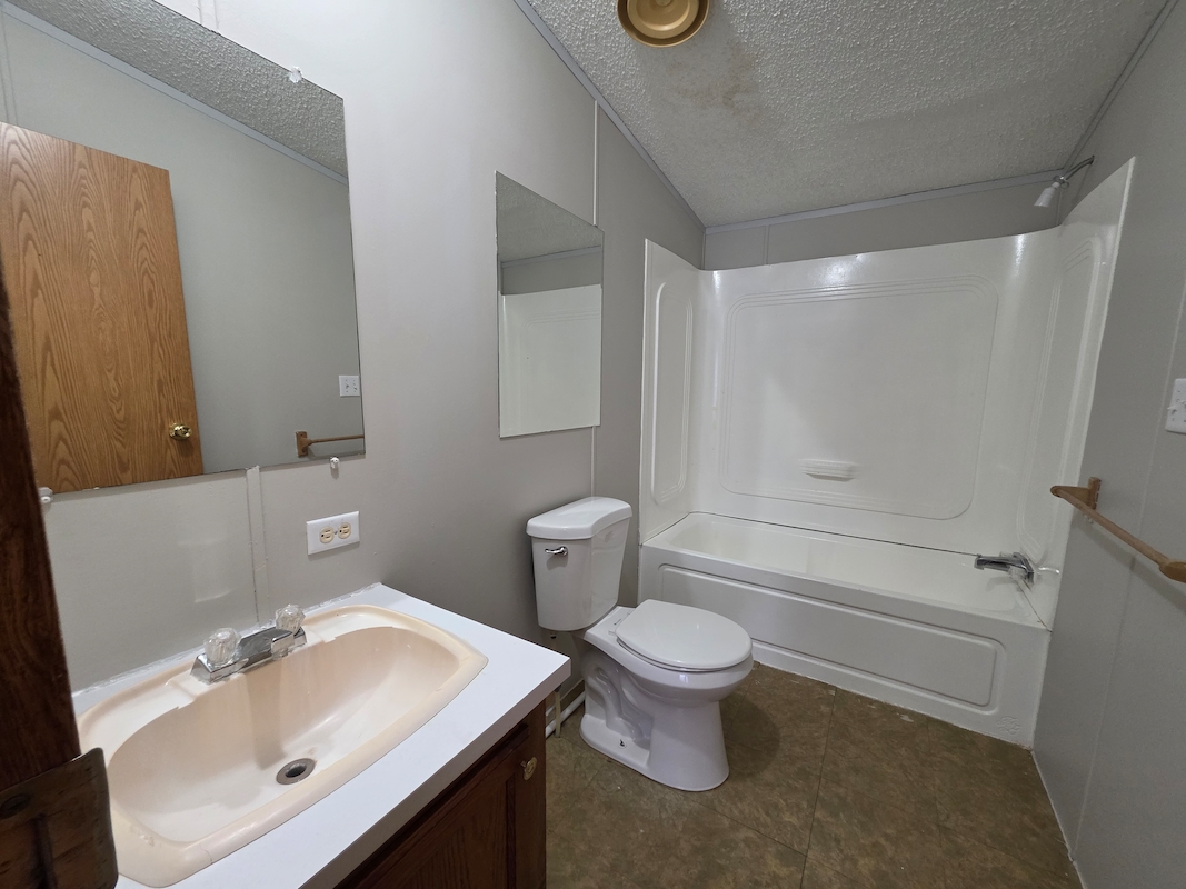 PNV Pineview Estates