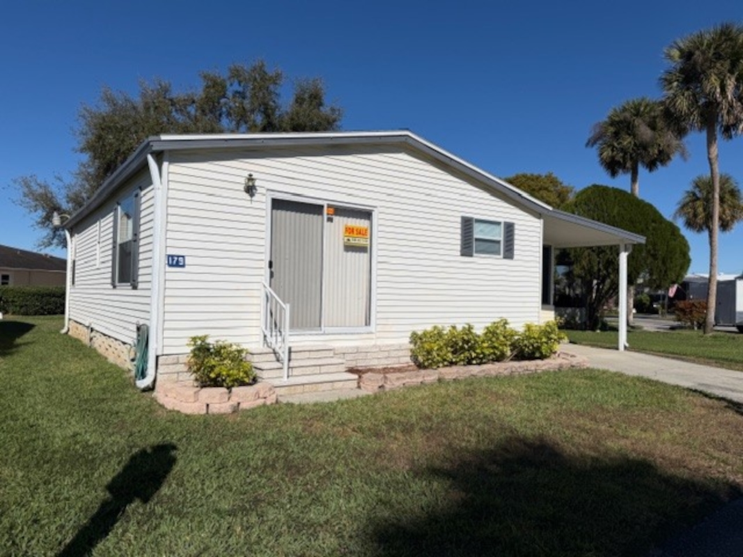 LAK Lake Juliana Landings