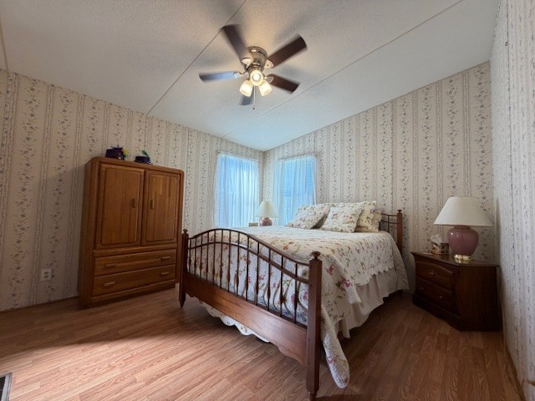 LAK Lake Juliana Landings