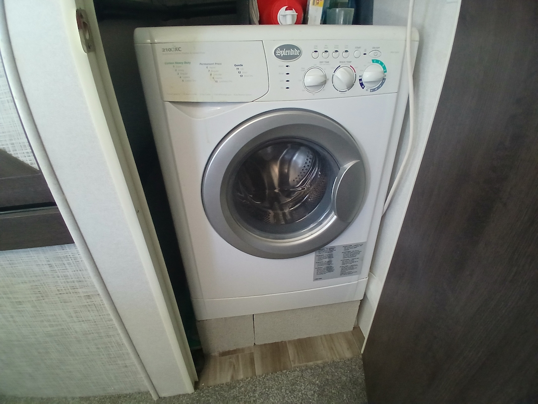 VDL Vista del Lago MH & RV Resort