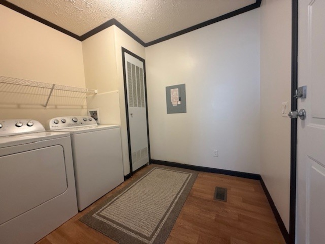 CAR Carrington Pointe