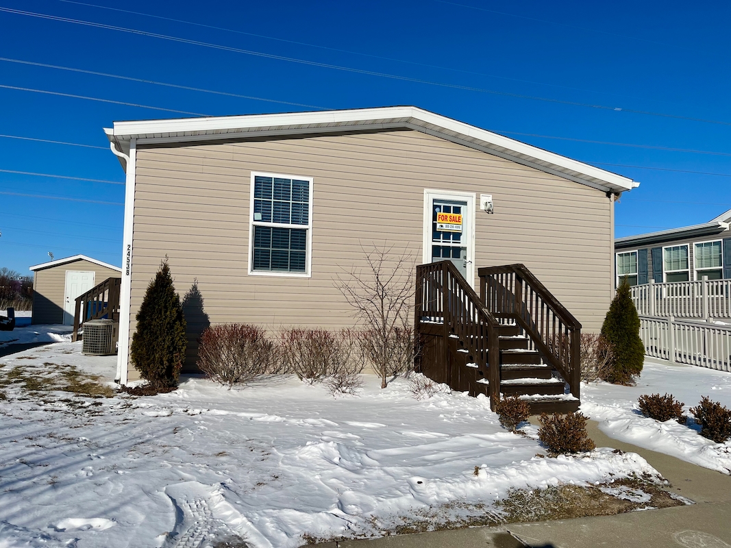 TAN Tanglewood Village