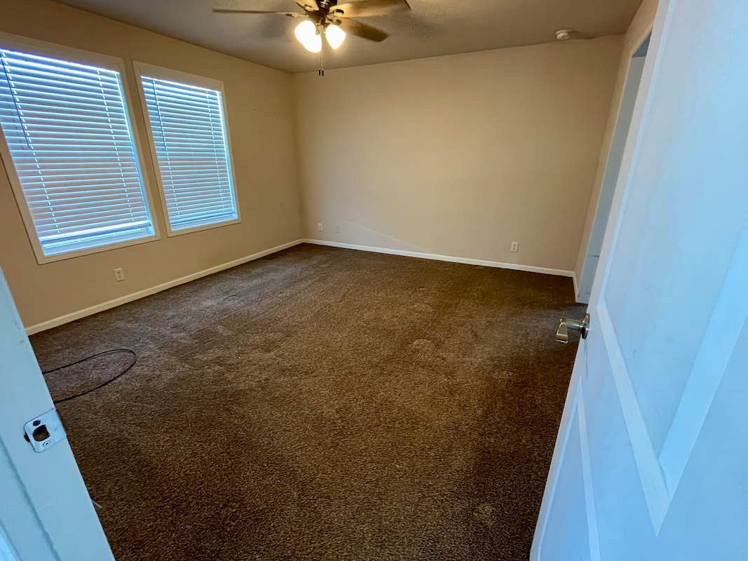 TAN Tanglewood Village