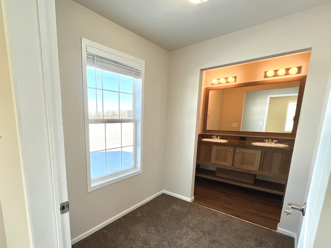 TAN Tanglewood Village