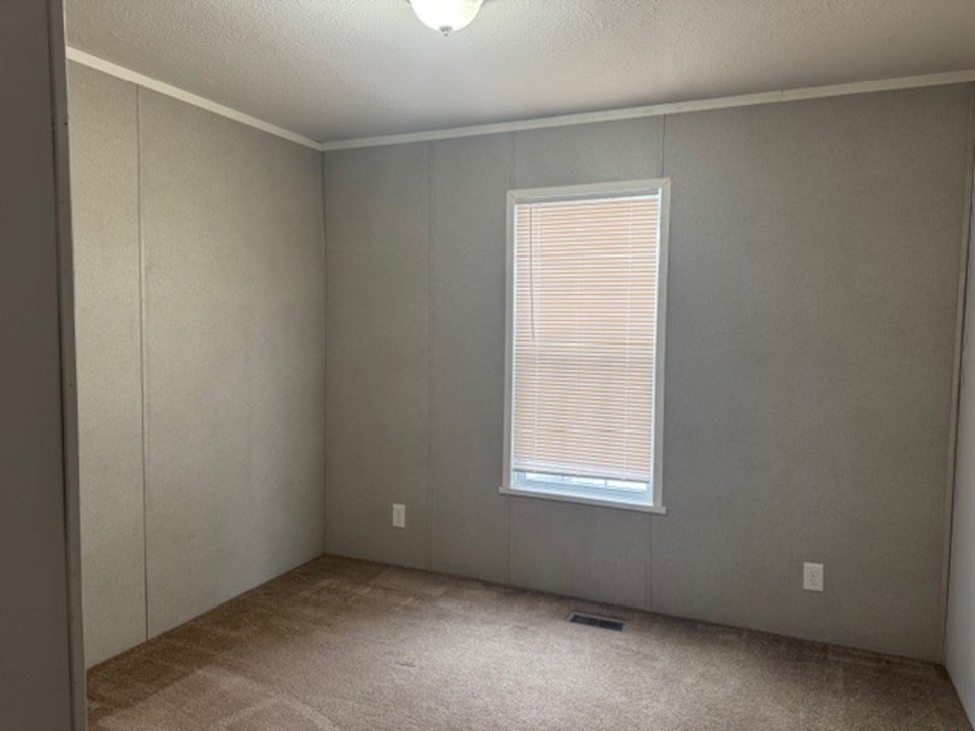 HLL Hawaiian Gardens/Holly Village