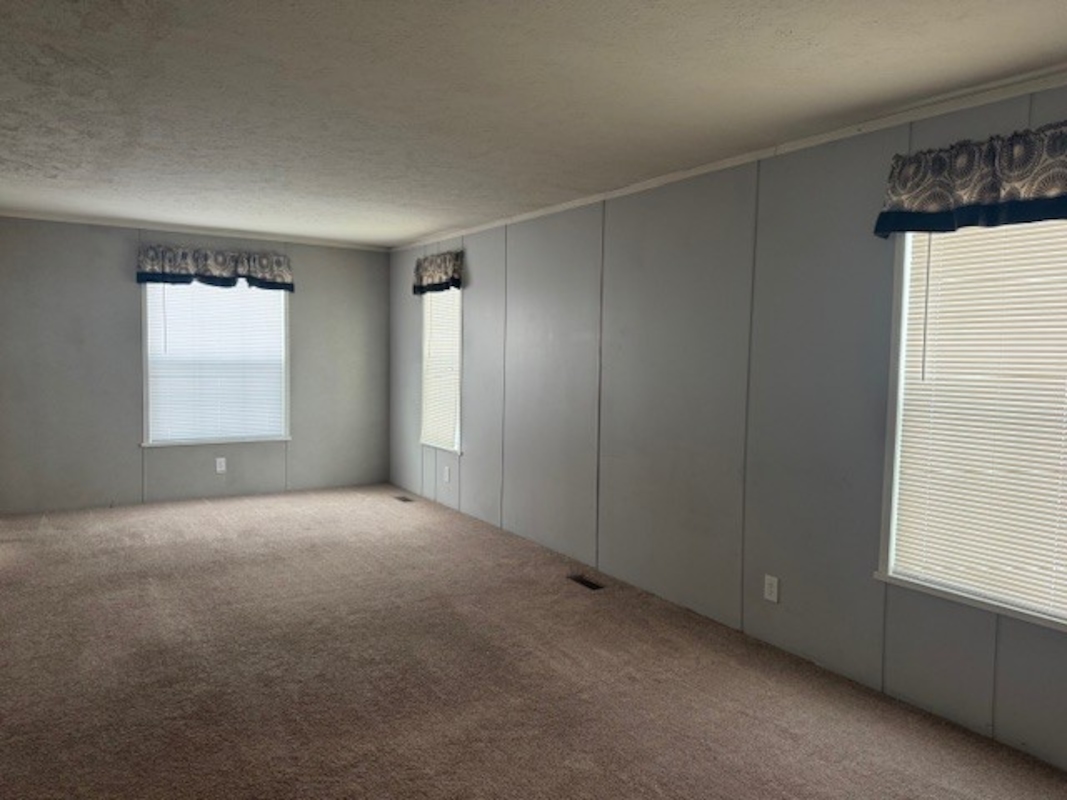 HLL Hawaiian Gardens/Holly Village