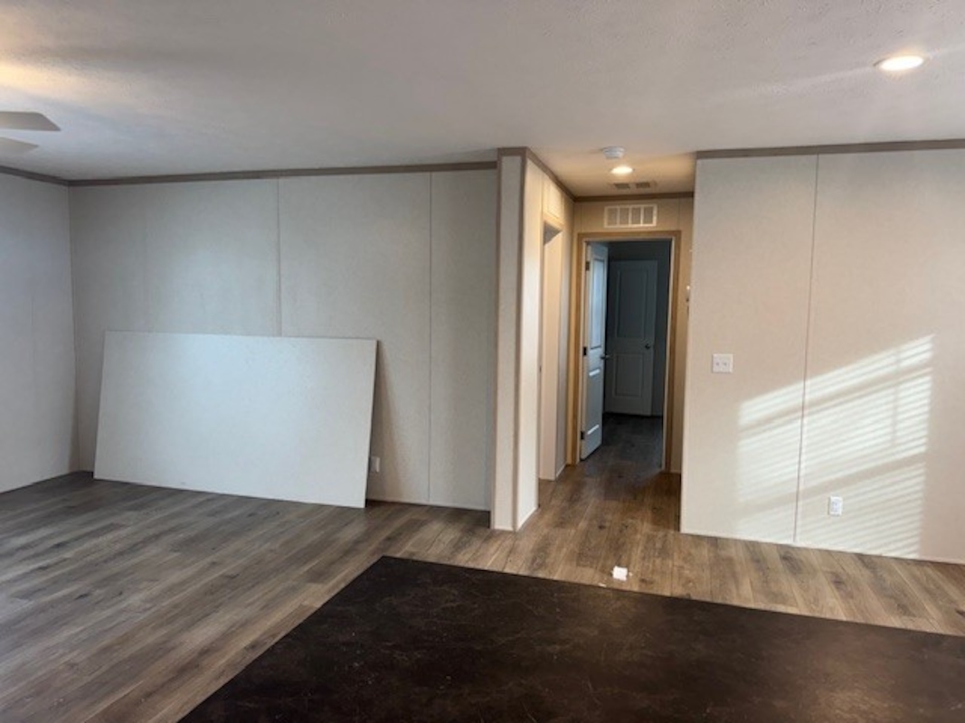 HLL Hawaiian Gardens/Holly Village