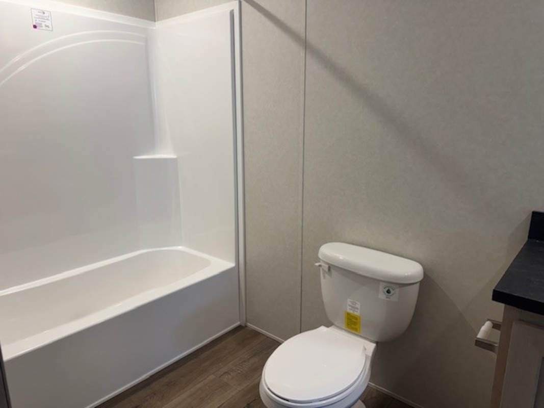 HLL Hawaiian Gardens/Holly Village