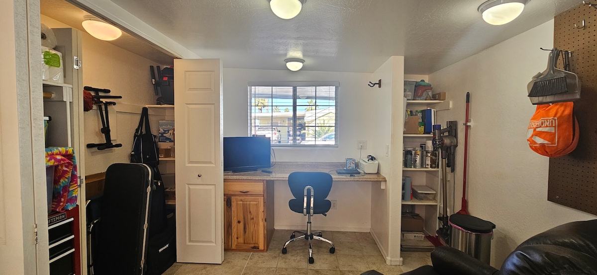 PCK Palm Creek Resort & Residences