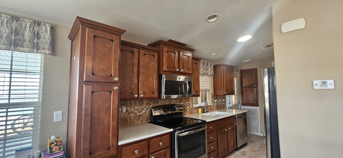 PCK Palm Creek Resort & Residences