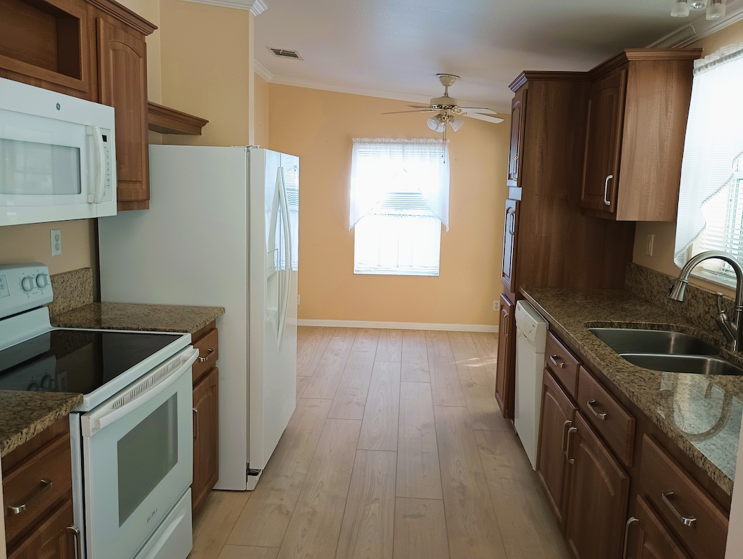 SPS Southport Springs Golf & Country Club