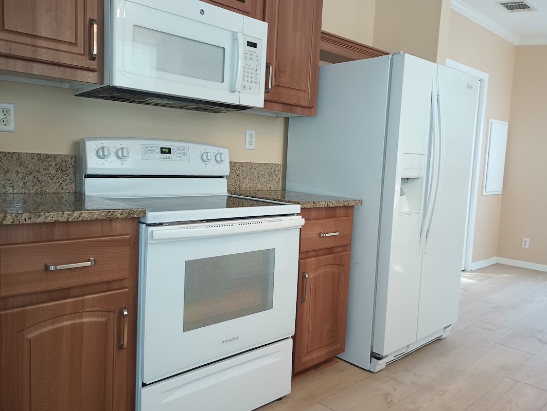 SPS Southport Springs Golf & Country Club