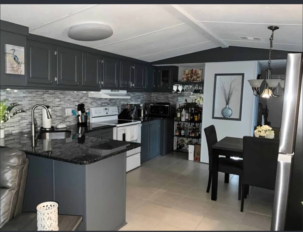 PTL The Landings at Lake Henry