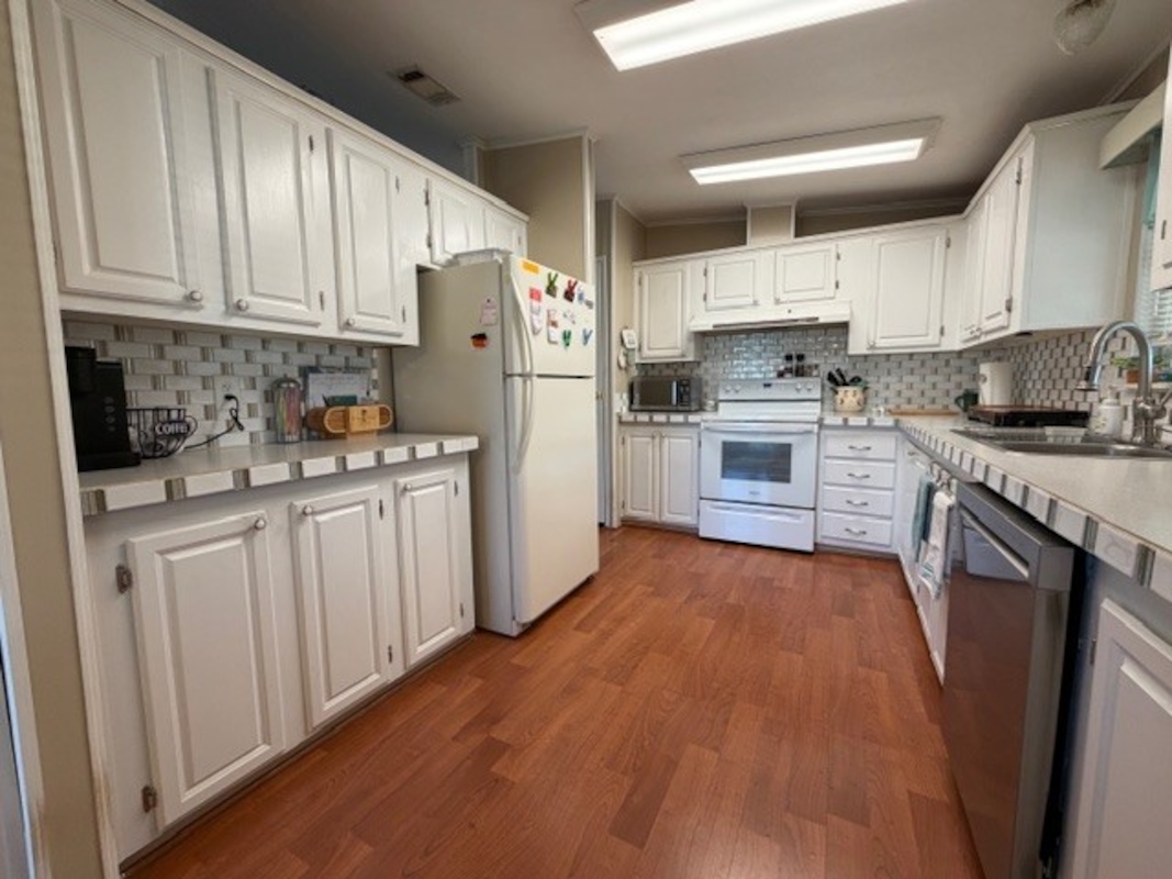 LAK Lake Juliana Landings