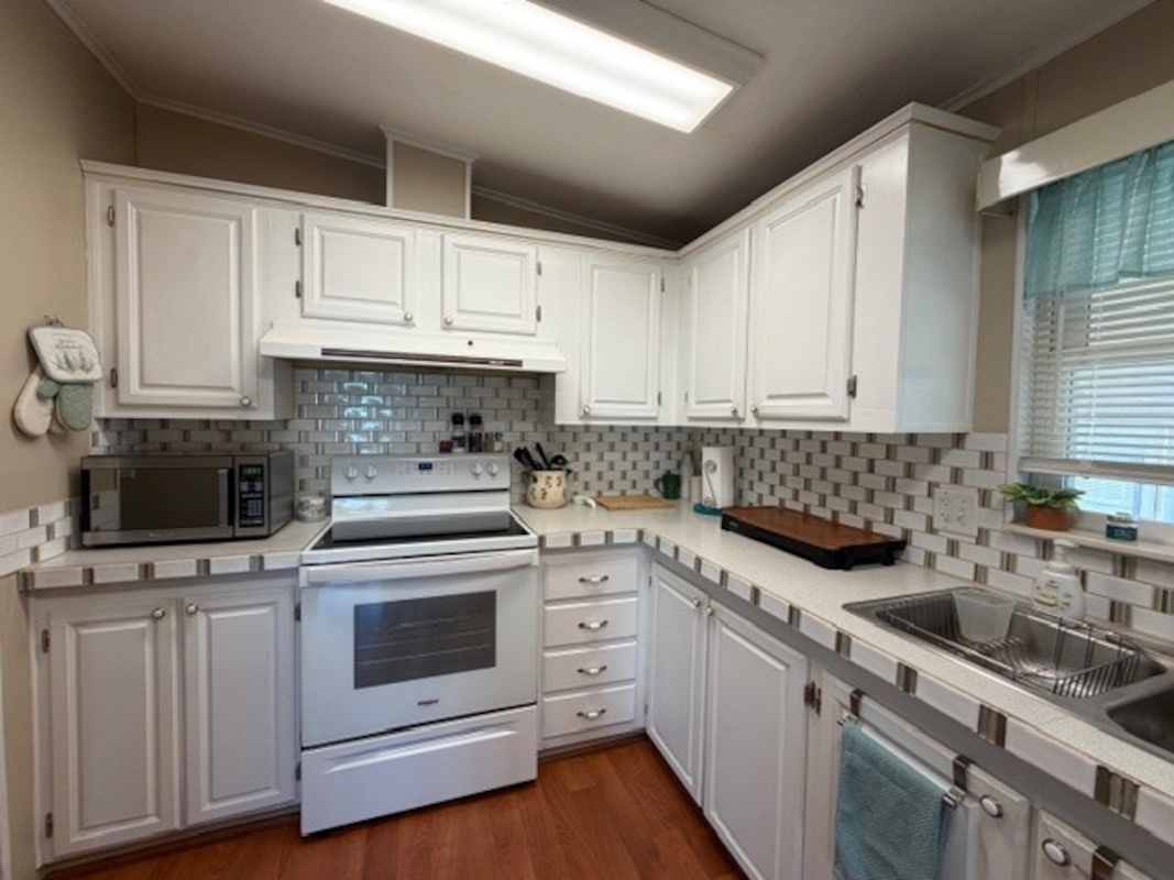 LAK Lake Juliana Landings