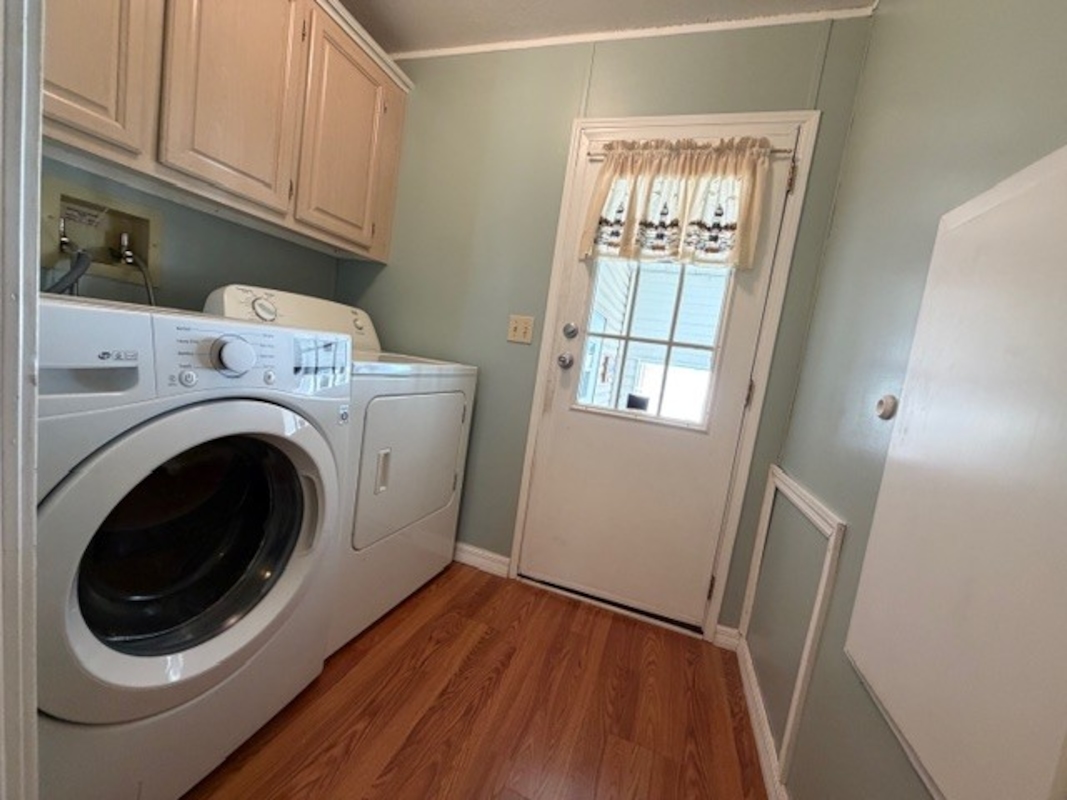 LAK Lake Juliana Landings