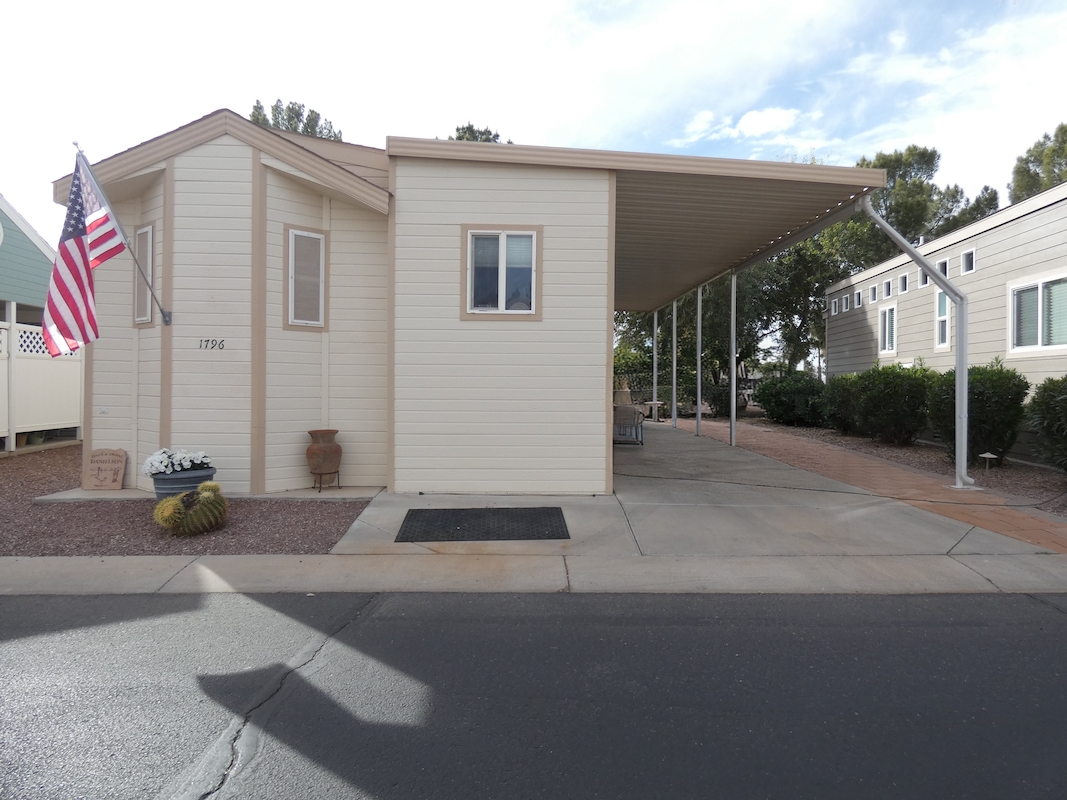 PCK Palm Creek Resort & Residences