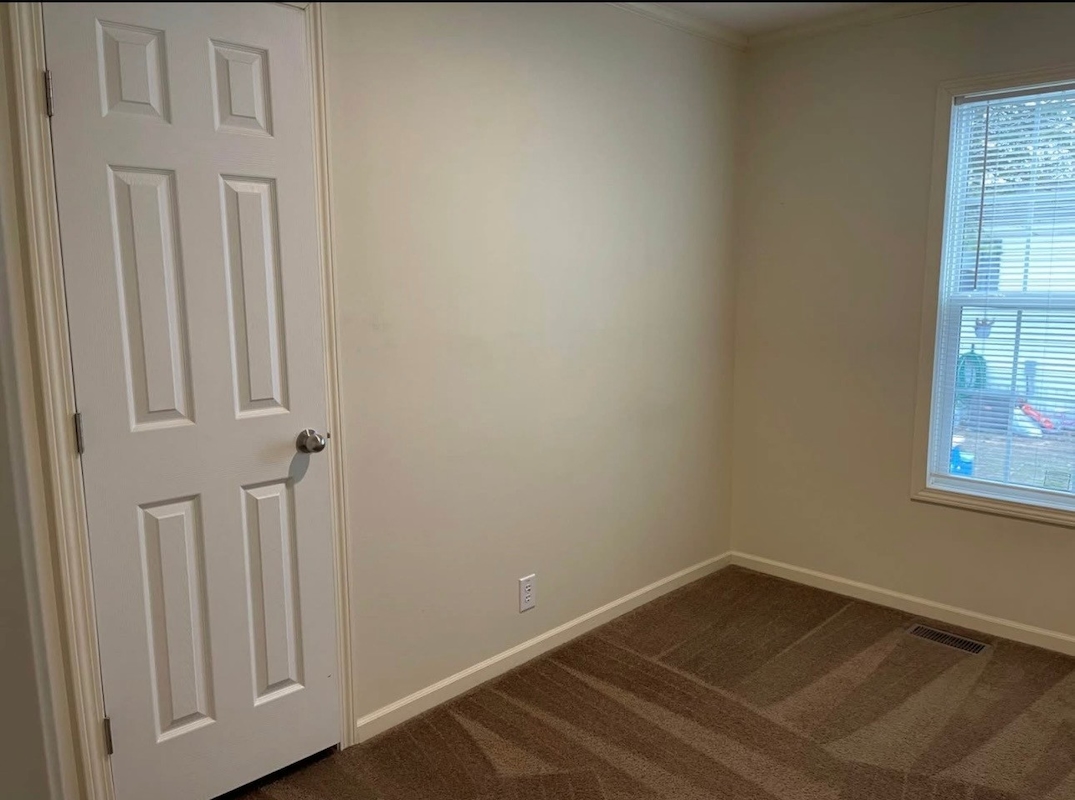 HLL Hawaiian Gardens/Holly Village