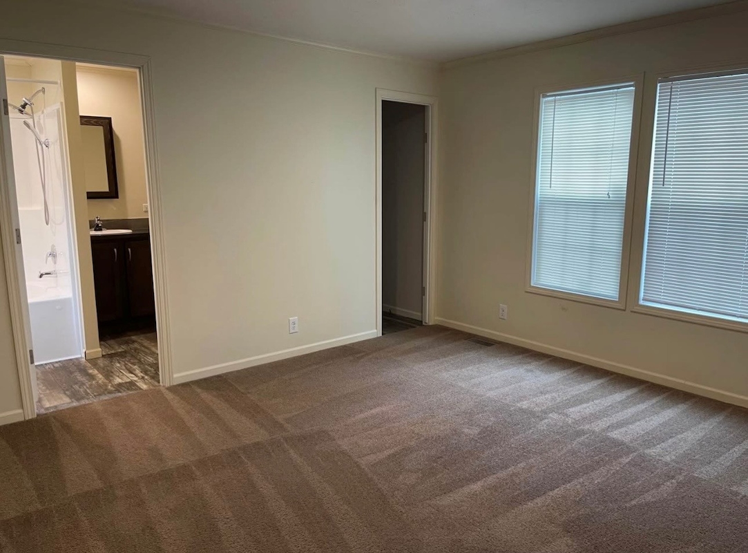 HLL Hawaiian Gardens/Holly Village