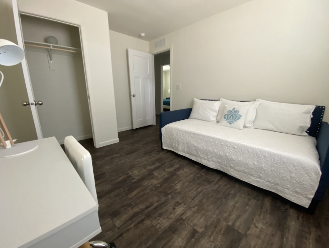 PCK Palm Creek Resort & Residences