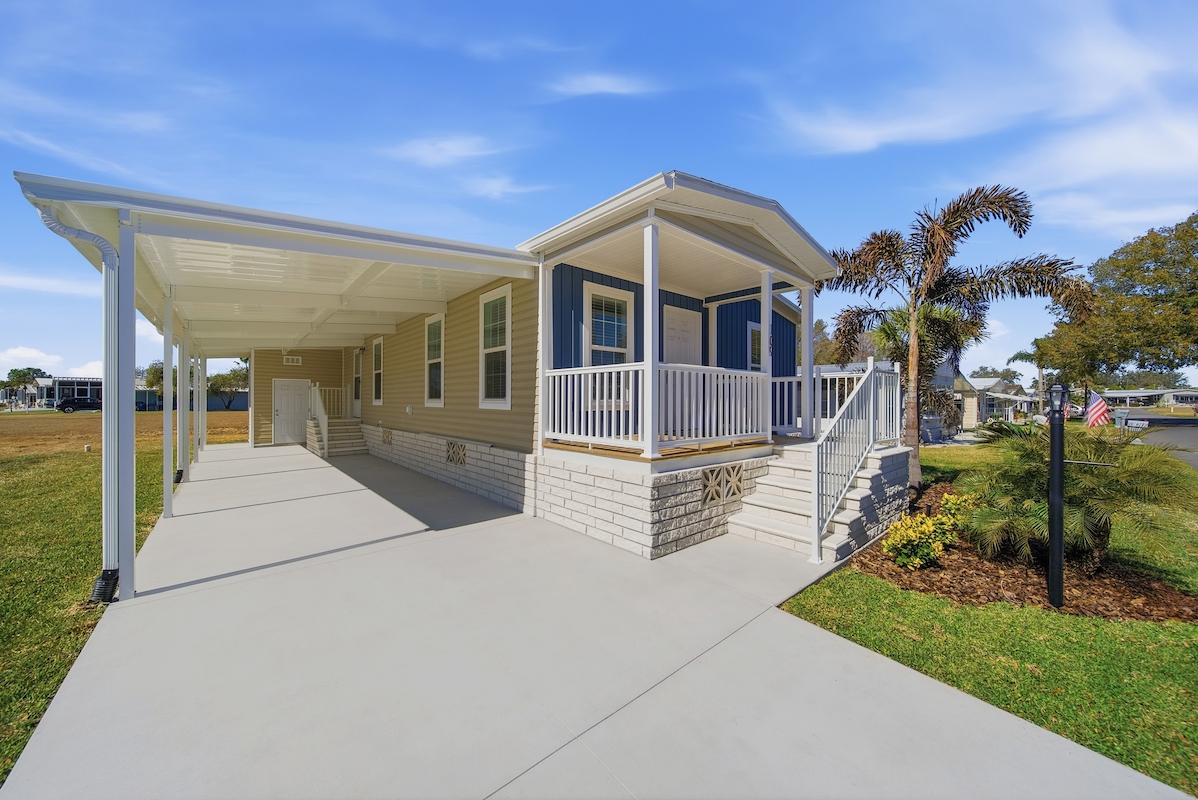 RPV Royal Palm Village