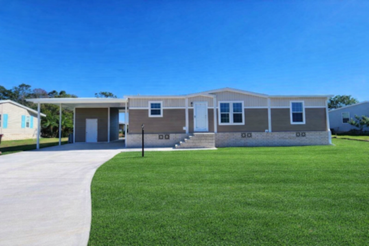 RPV Royal Palm Village