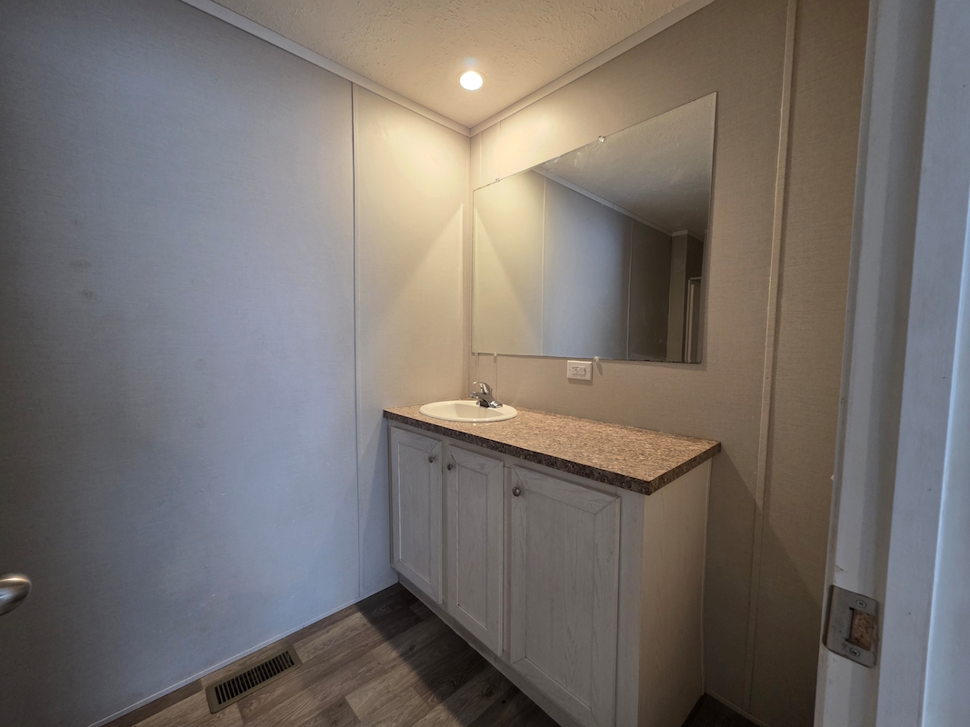 PNV Pineview Estates