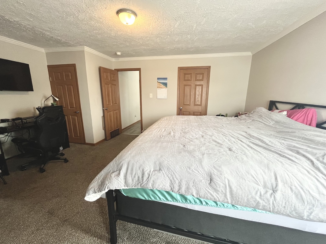 TAN Tanglewood Village