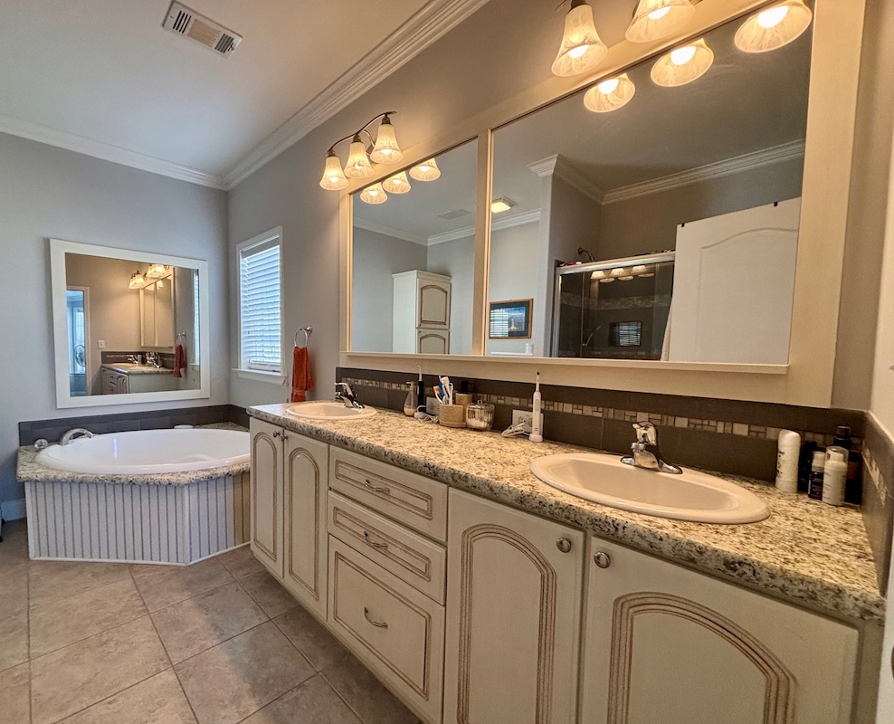 RSC Riverside Club Golf & Marina Community